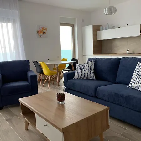 Vela Luxury Sea View - Marina Surf