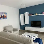 Vela Luxury Sea View - Marina Surf *